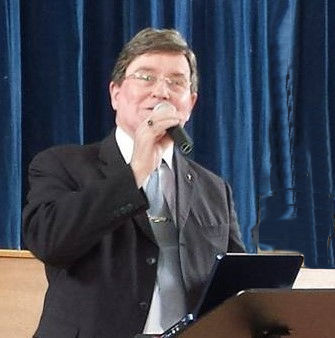 Jim singing @ St Mary's